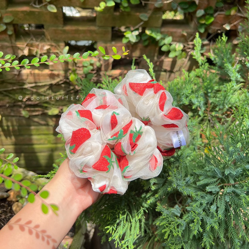 Buộc Tóc Scrunchies Voan Lưới 2 Lớp Vải 🍓DÂU TÂY🍓 Size 12cm