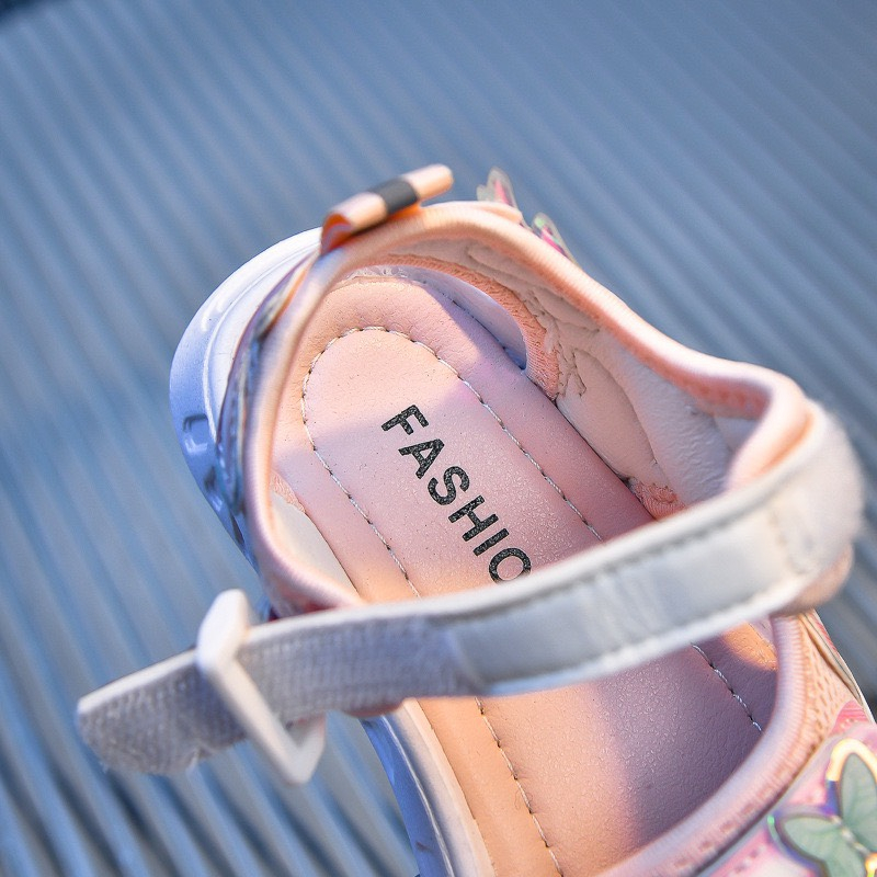 Dép Sandal Cho Bé Gái Từ 2 đến 7 Tuổi Quai Dán Hình Công Chúa Xinh Xắn