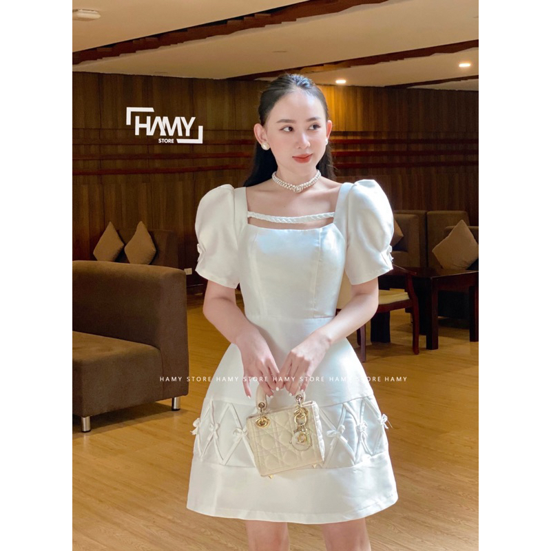 Đầm Có Tay Ngắn Đan Nơ