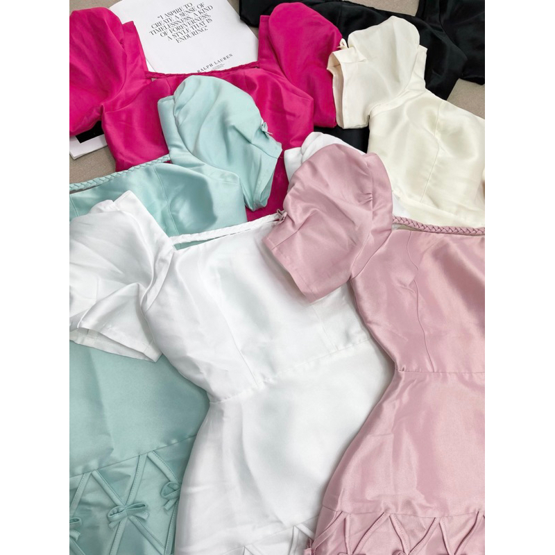 Đầm Có Tay Ngắn Đan Nơ