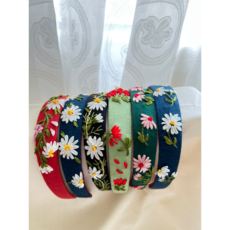 Cài tócthêu tay Handmade by Chang