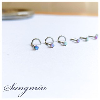Khuyên cánh mũi thép không gỉ 316L đá opal
