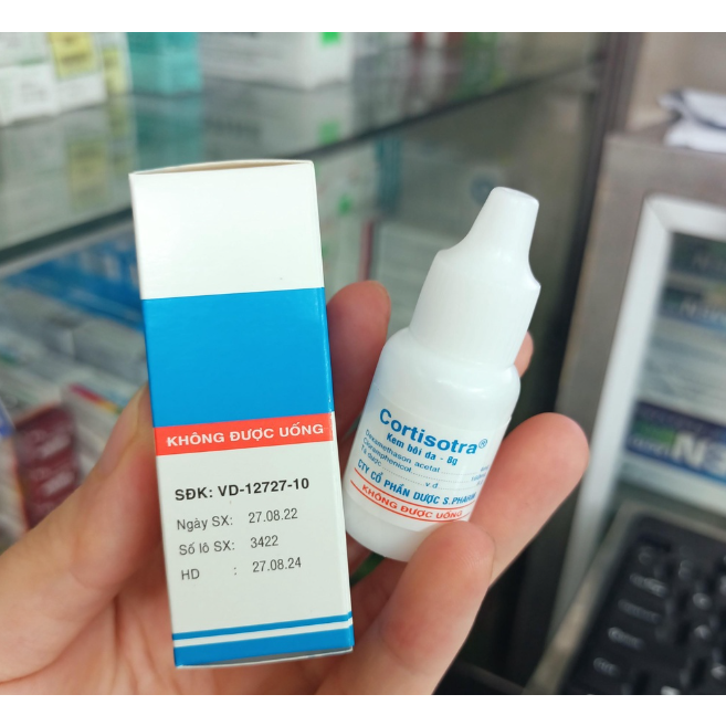 CORTISOTRA lọ 8g KEM BÔI DA