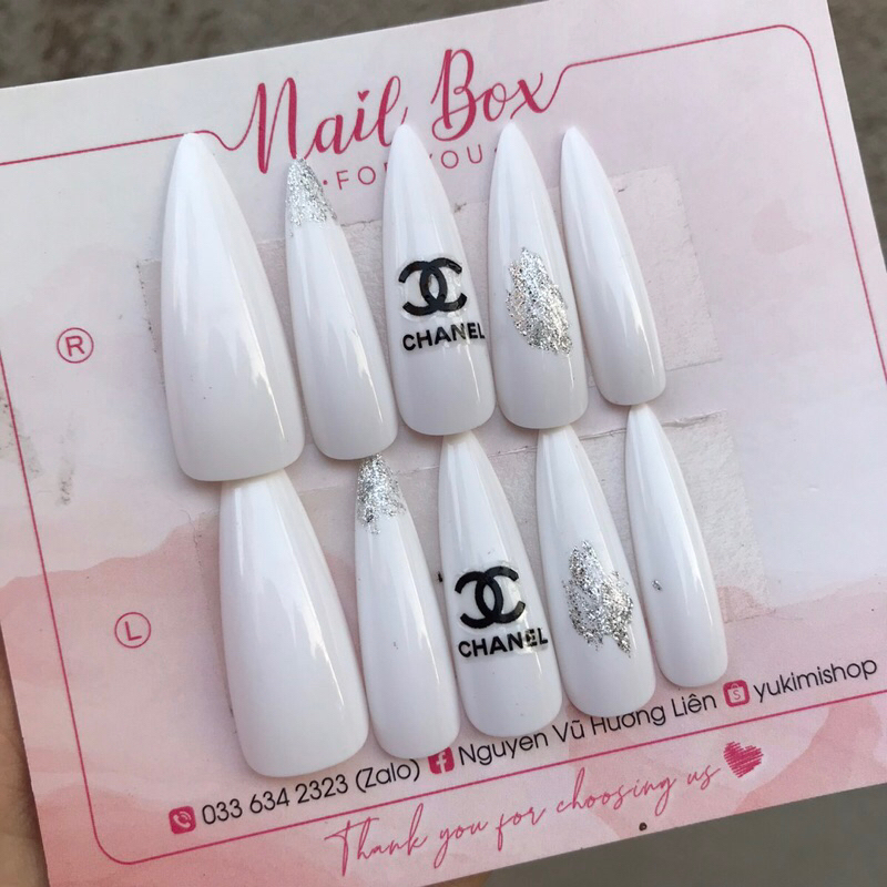 Bộ 20 móng giả nailbox thiết kế đính đá