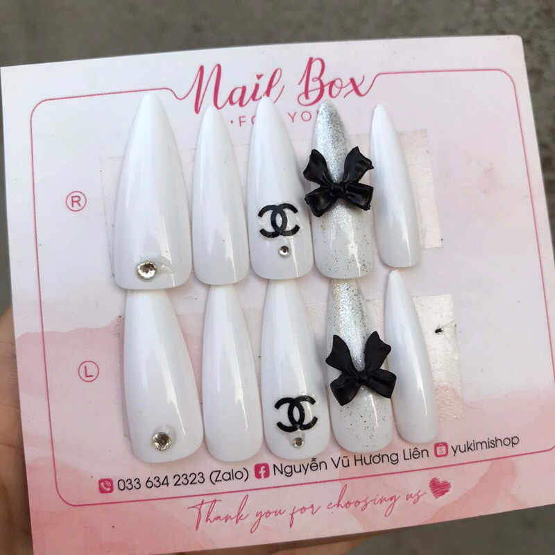 Bộ 20 móng giả nailbox thiết kế đính đá