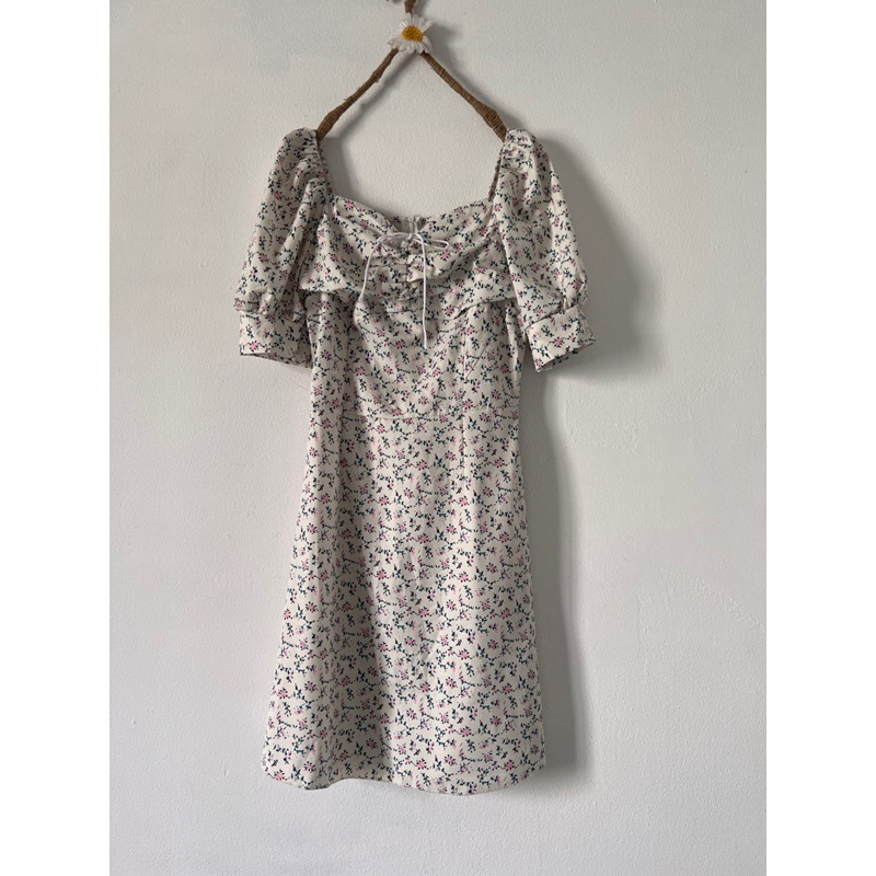 H1313 váy hoa nhí mặc hè size S M 2hand