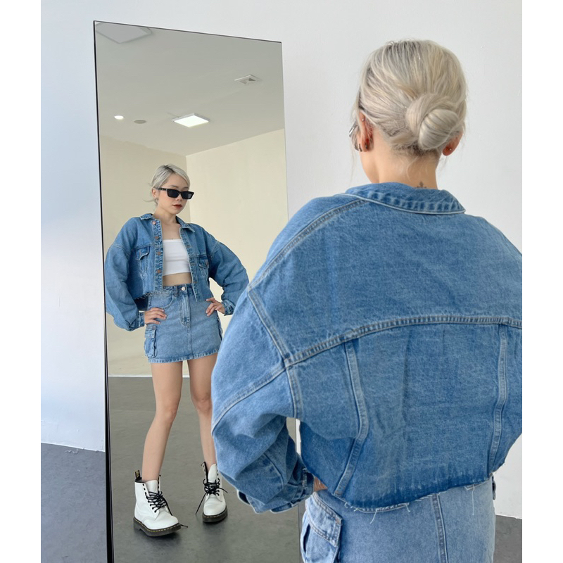 KJ2301 Khoác jean crop dáng rộng