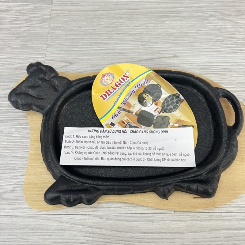 ****Chảo gang không dính làm bò né Vạn Lợi HÀNG CAO CẤP,chảo gang làm bò bít tết kèm đế lót gỗ chống dính  gia dụng Nari