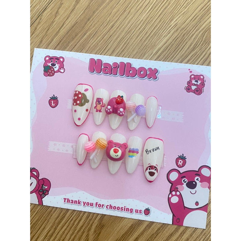 Nailbox thiết kế gấu dâu ngắn