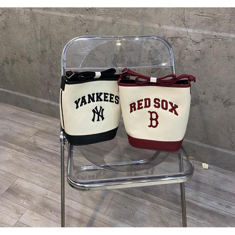 [ Hàng sẵn - Hot 2023]Túi Xách MLB Varsity New York Yankees cao cấp đủ 2 mẫu 2023 | BigBuy360 - bigbuy360.vn