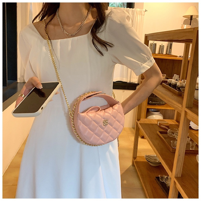 Túi xách nữ dáng tròn viền xích mẫu mới 2023