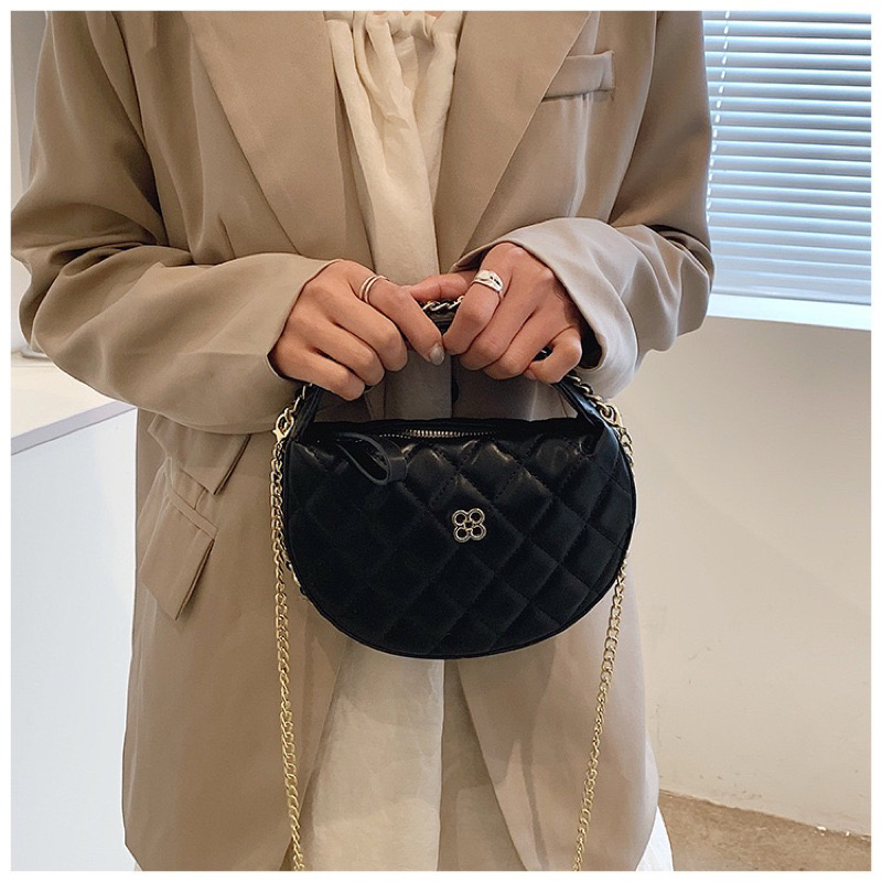 Túi xách nữ dáng tròn viền xích mẫu mới 2023