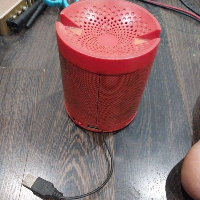 Loa bluetooth cũ