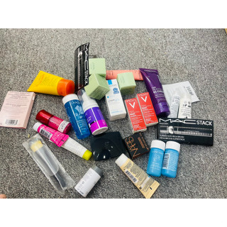 GÓC T.LÝ CÁC SẢN PHẨM MAKEUP , SKINCARE , HAIRCARE LẺ MẪU