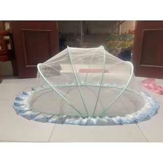 Màn cong gấp gọn cho bé mẫu trơn