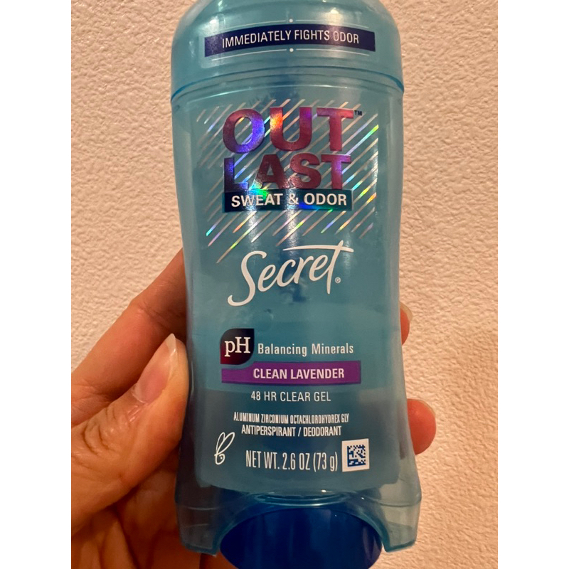 Thanh lăn khử mùi bảo vệ cho nữ bảo vệ suốt 48h Secret Outlast Clear Gel Deodorant Clean Lavender 73g