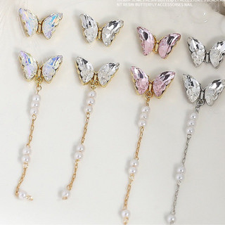 Charm bướm đá trong