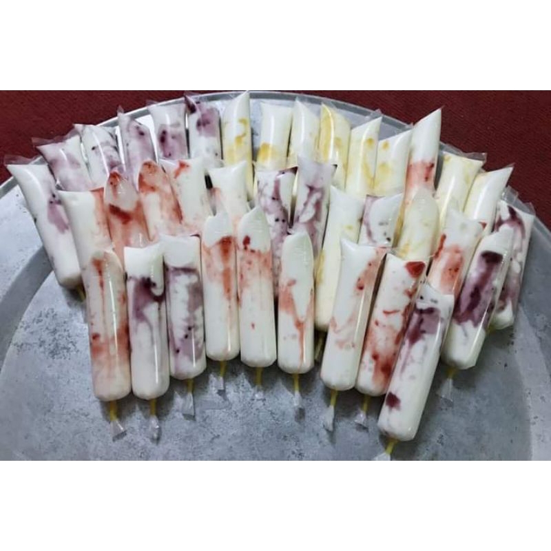 Nowship- Sữa chua túi mix vị trái cây