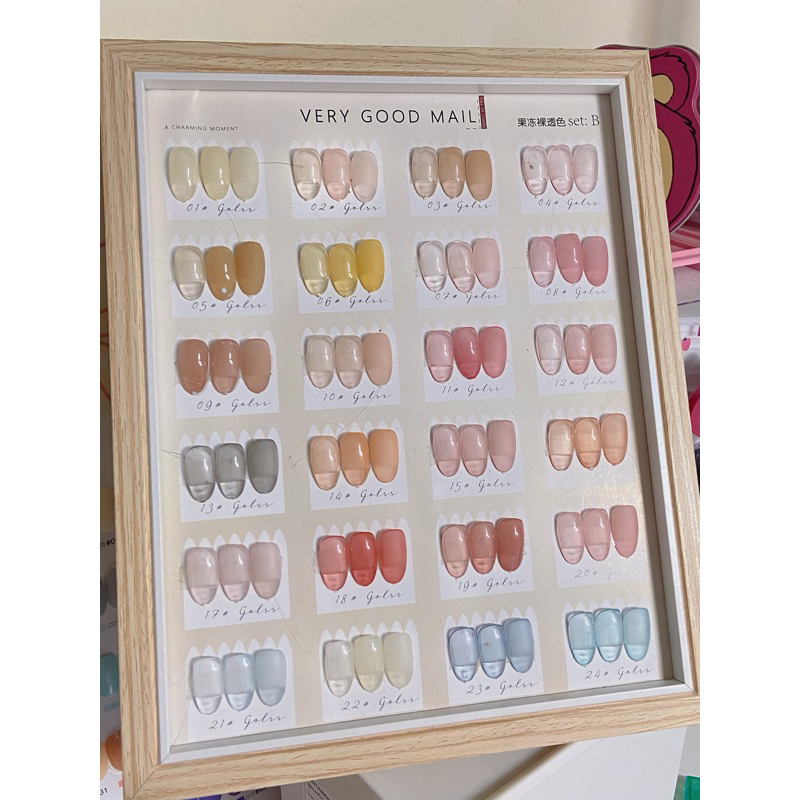 Nail Box Thiết Kế Tone Thạch Trơn Tráng Gương Hailey Bieber Trendy Tặng Set 5 Dụng Cụ Gắn Móng
