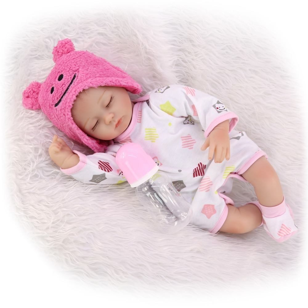 Búp Bê Tái Sinh Thân Gòn Mềm Mại Em Bé Ngủ Đông Áo Nón Hồng NPK 16 inch 40 cm Reborn Vinyl Doll PVN