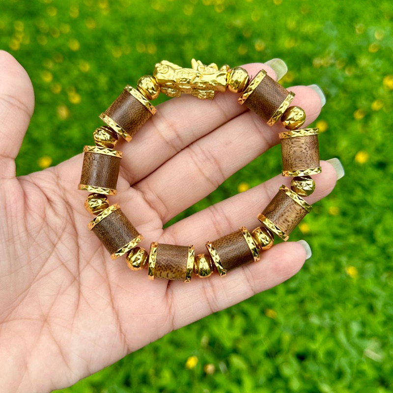 Vòng trầm hương bọc 18k kèm tỳ hưu chiêu tài hút lộc