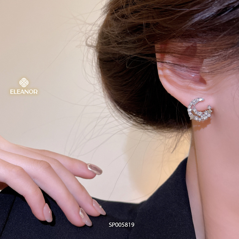 Bông tai nữ chuôi bạc 925 Eleanor Accessories hình mặt trăng họa tiết ngôi sao đính đá phụ kiện trang sức 5819