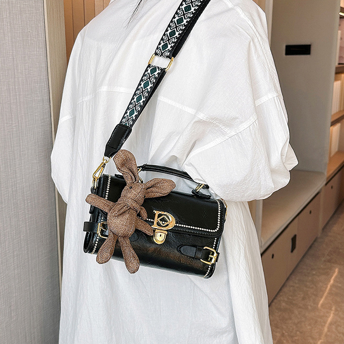 Túi Xách Nữ Đeo Chéo Đeo Vai Quai Xách Kèm Thỏ Quảng Châu - 9920