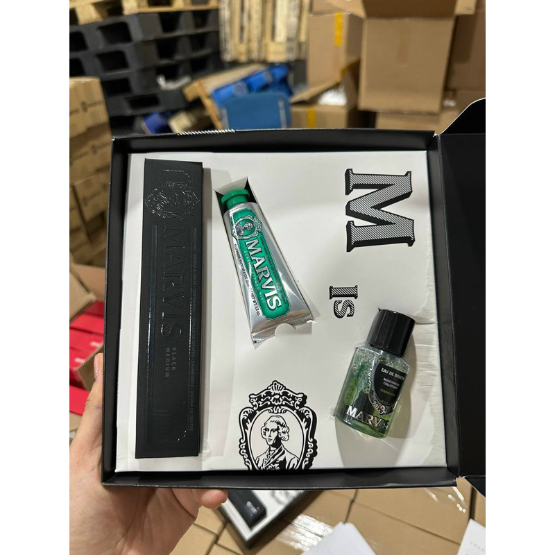 ( hàng ý )combo set bàn chải nước xúc miệng kem đánh răng Marivs mang đi du lịch