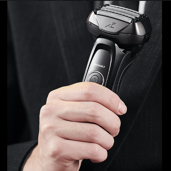 MÁY CẠO RÂU 5 LƯỠI PANASONIC ES-LV53 ,BẢO HÀNH 24 THÁNG