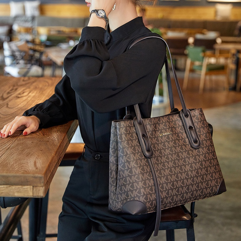 Túi Xách Nữ Đeo Chéo Dáng Siêu Đẹp Túi Nữ Xinh Cá Tính Họa Tiết Thời Trang Cá Tính Đi Chơi Dự Tiệc Cao Cấp - TN19 | BigBuy360 - bigbuy360.vn