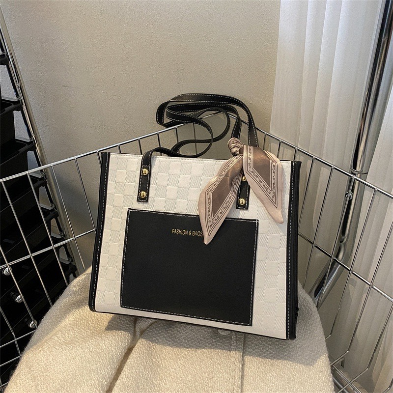 Túi nữ đeo chéo da đẹp dáng xinh túi xách nữ hot nhất hiện nay Đi Chơi Dự Tiệc Phong Cách Hàn Quốc - TN18 | BigBuy360 - bigbuy360.vn