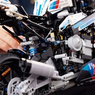 BỘ LẮP RÁP LEGO TECHNIC 42130 SIÊU MÔ TÔ BMW