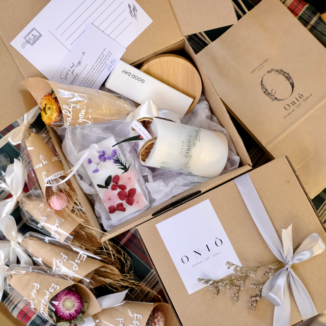 Qùa tặng sinh nhật, Gift set quà tặng người thân, bạn bè, Handmade by Oniõ, Hộp quà tặng 20x18x8cm