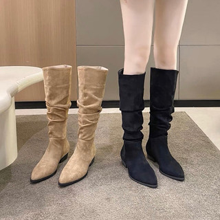 Boots nhăn nữ da lộn cổ cao dưới đầu gối mũi nhọn đế cao 3cm