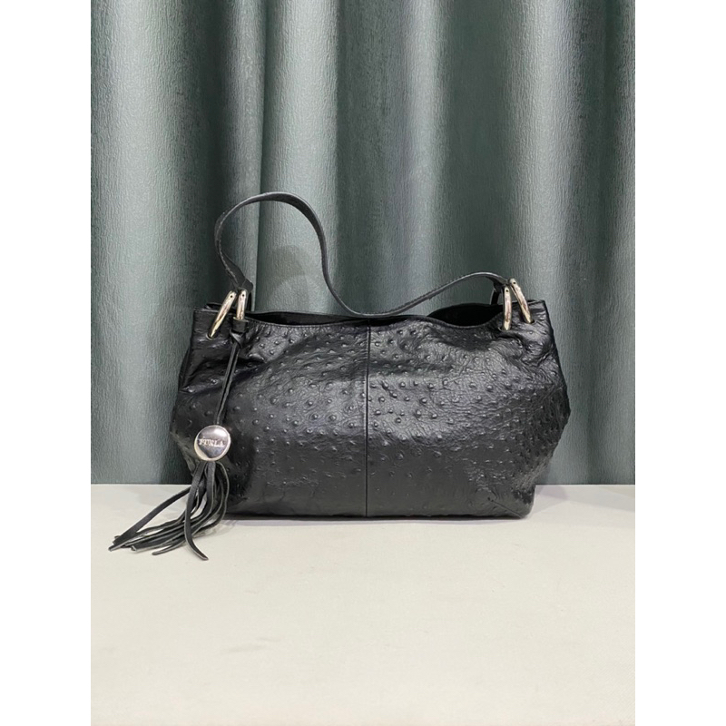 Túi si hiệu PHU LÀ của Ý dáng đeo vai da dập vân đà điểu