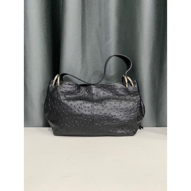 Túi si hiệu PHU LÀ của Ý dáng đeo vai da dập vân đà điểu