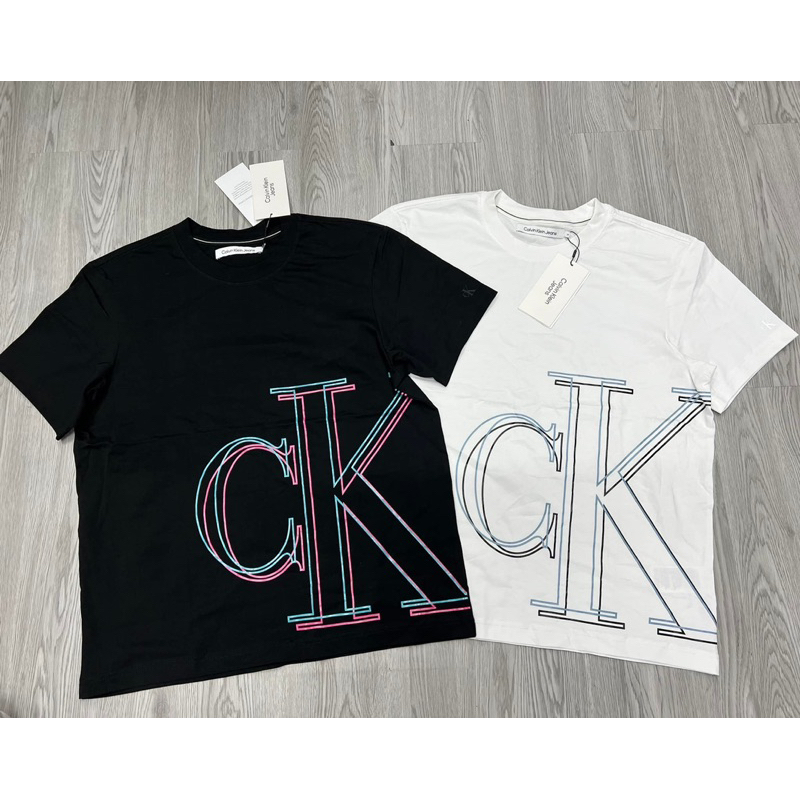 Áo phông Calvin Klein J30J320883