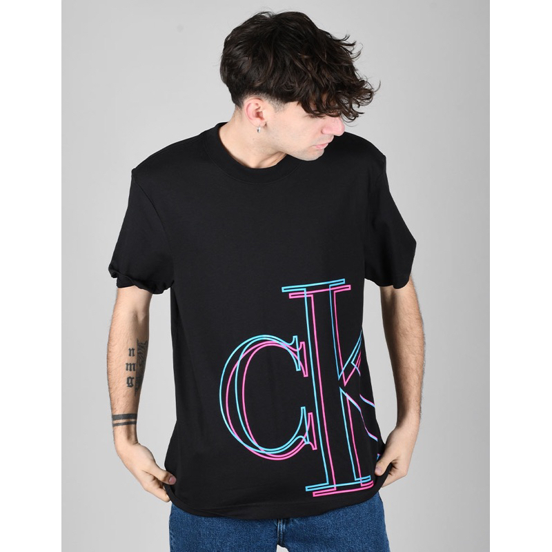 Áo phông Calvin Klein J30J320883