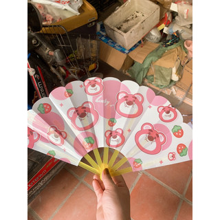 Quạt cầm tay gấu dâu