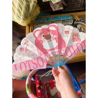Quạt cầm tay gấu dâu