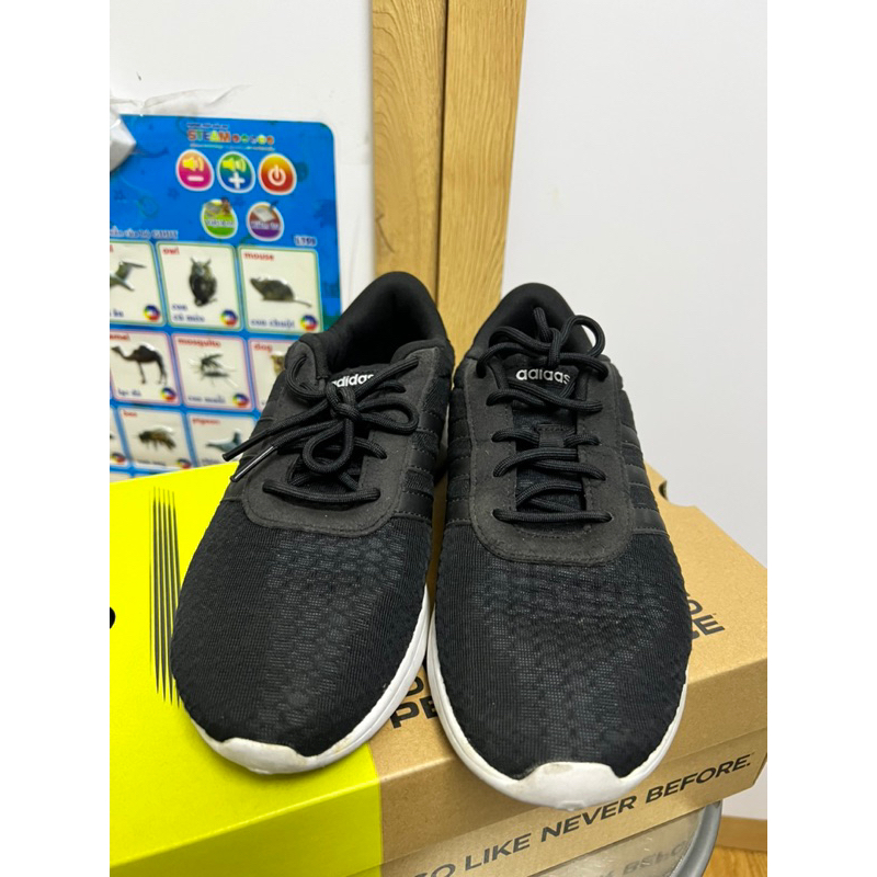 Thanh lý giày Adidas chính hãng