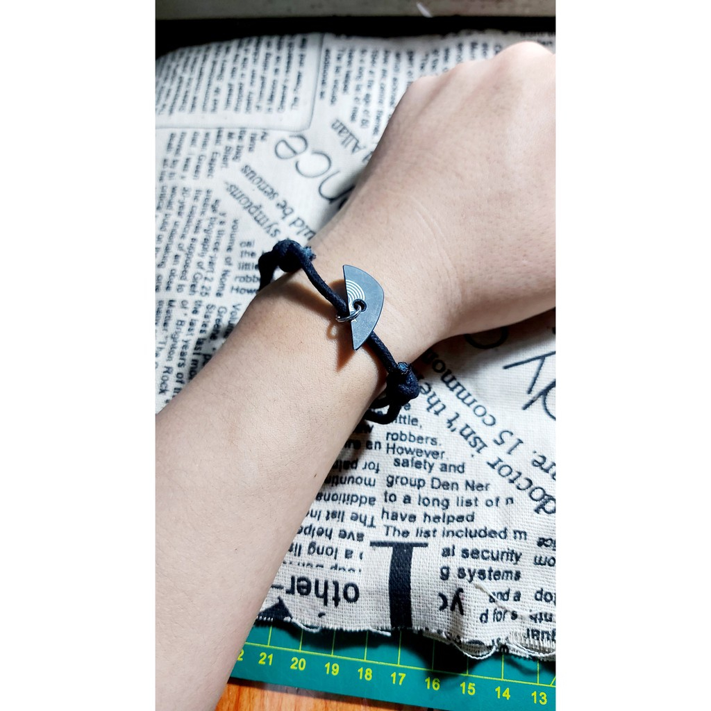 Vòng tay 2gether Sarawat Tine - BrightWin + Tặng 5 cards bo góc