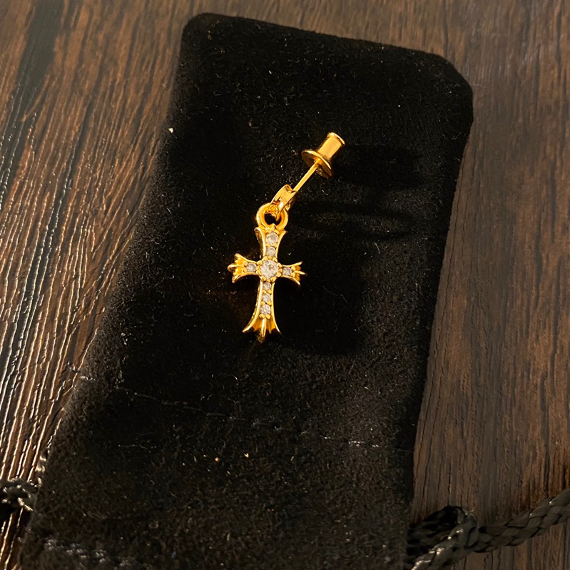 Bông tai cross mạ vàng 22k đính đá Best