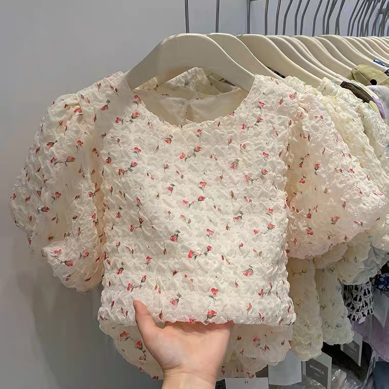 Áo hoa nhí chất xốp nhăn cổ tròn hai lớp siêu xinh | BigBuy360 - bigbuy360.vn