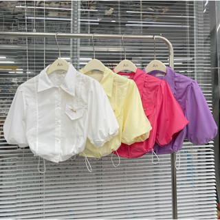 Áo sơ mi croptop tay bồng kèm tag đính đá