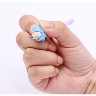 1 cá heo cầm bút chắc chắn cho bé