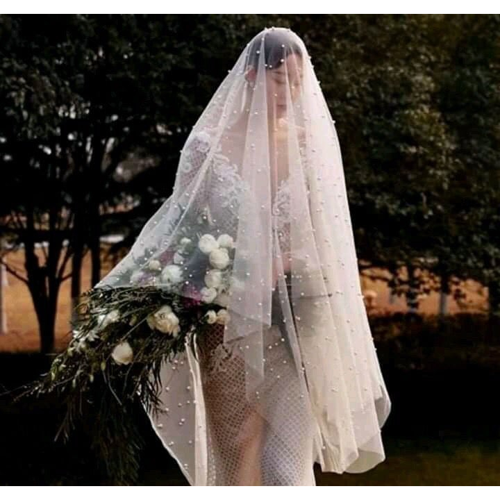 Khăn voan , lúp von đính ngọc trai nhân tạo phong cách ngọt ngào thời trang cho cô dâu