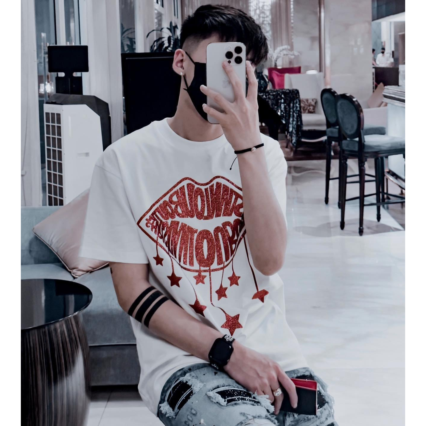 Áo Phông LBT In Kim Tuyến Hình Đôi Môi Full Box Phong Cách Boy Phố, Chất Cotton Co Giãn 4c Chất Lượng