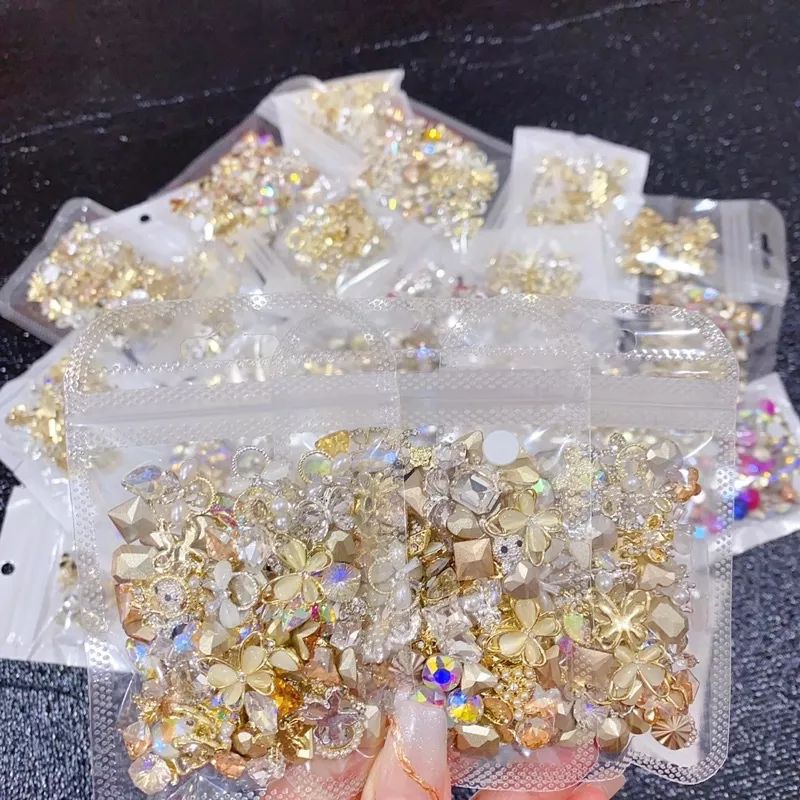 Set charm nail 100v 150k trang trí móng