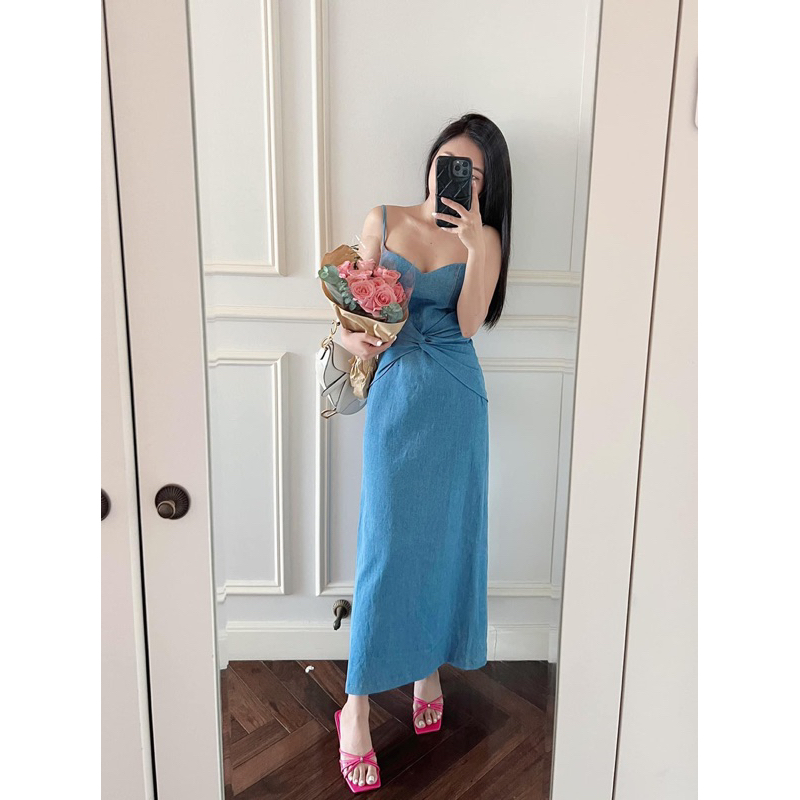 Đầm midi 2 dây jean denim ôm dáng body xoắn eo